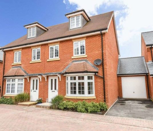 3&nbsp;Bedroom&nbsp;Semi-Detac...